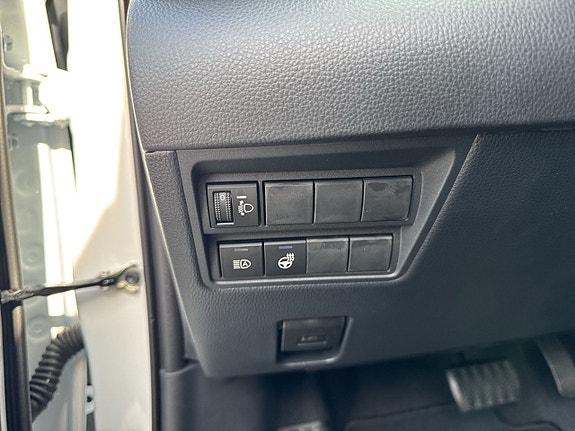 Toyota Yaris 12 of 22