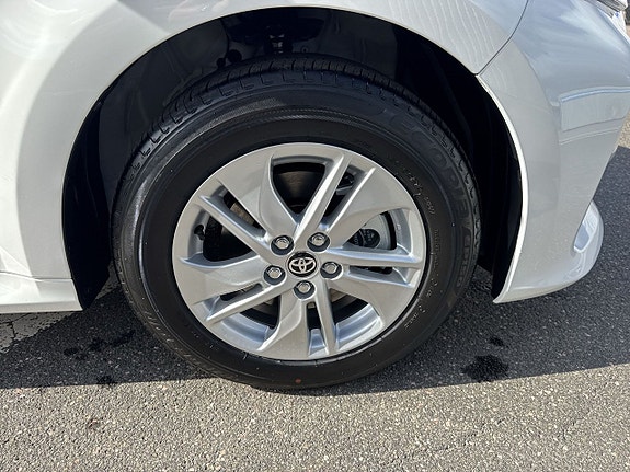 Toyota Yaris 22 of 22