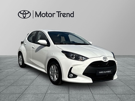 Toyota Yaris 6 of 22