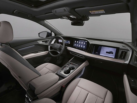 Audi Q4 e-tron 13 of 17