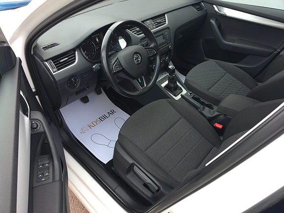 Skoda Octavia 9 of 12