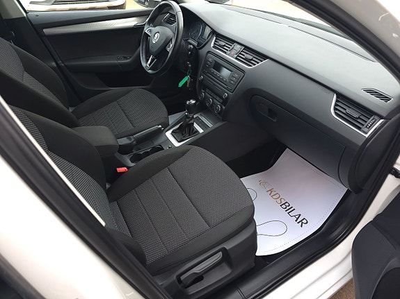 Skoda Octavia 8 of 12