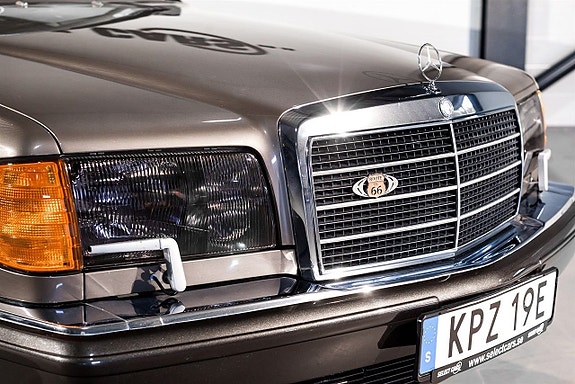 Mercedes-Benz 280 SEL 7 of 27