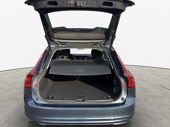 Volvo V90 9 of 18