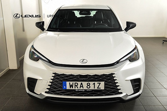 Lexus LBX 5 of 19