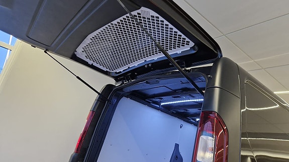 Nissan Primastar 7 of 9