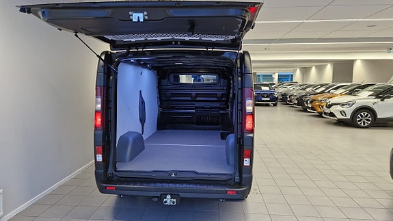 Nissan Primastar 6 of 9
