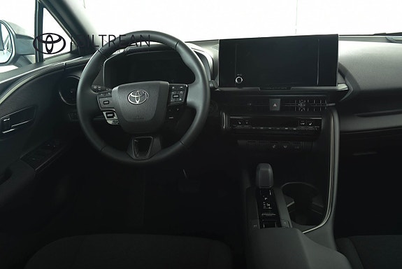Toyota C-HR 7 of 12