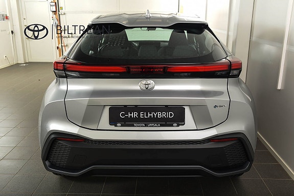 Toyota C-HR 5 of 12