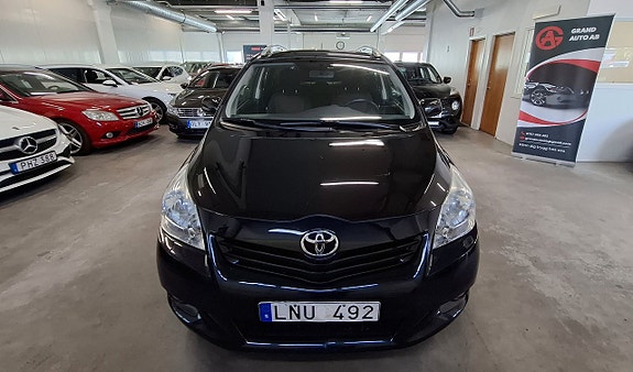 Toyota Verso 8 of 26