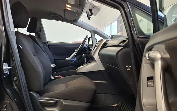 Toyota Verso 12 of 26