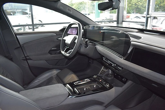 Audi A6 4 of 7