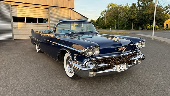 Cadillac Serie 62 7 of 28