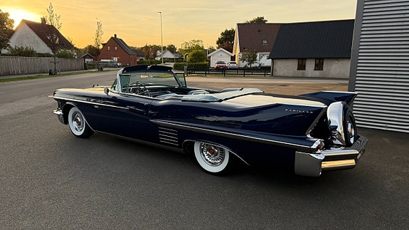 Cadillac Serie 62 5 of 28