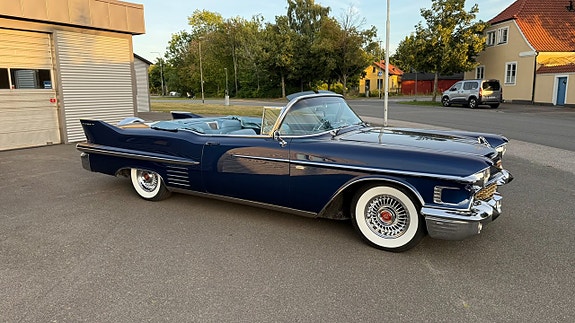 Cadillac Serie 62 9 of 28