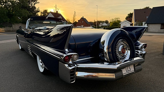 Cadillac Serie 62 12 of 28