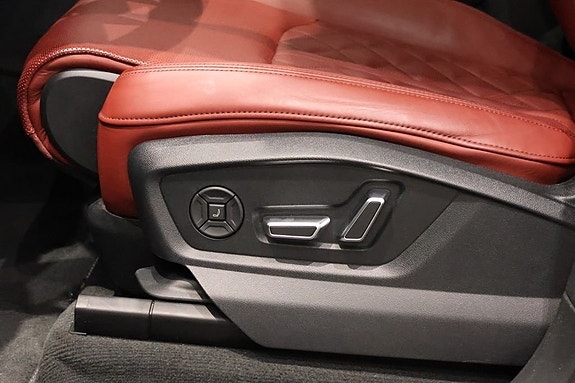 Audi SQ8 10 of 25