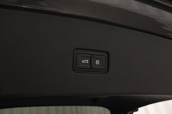Audi SQ8 7 of 25