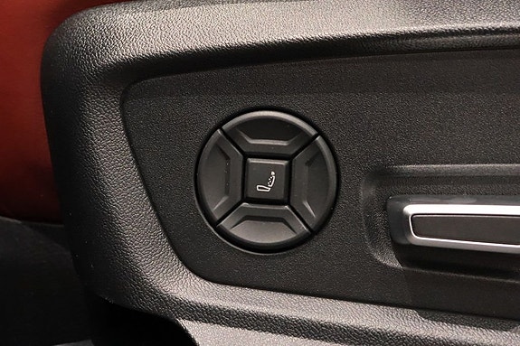 Audi SQ8 11 of 25
