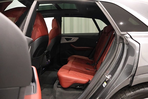 Audi SQ8 13 of 25
