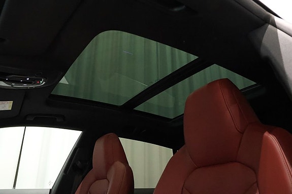 Audi SQ8 12 of 25