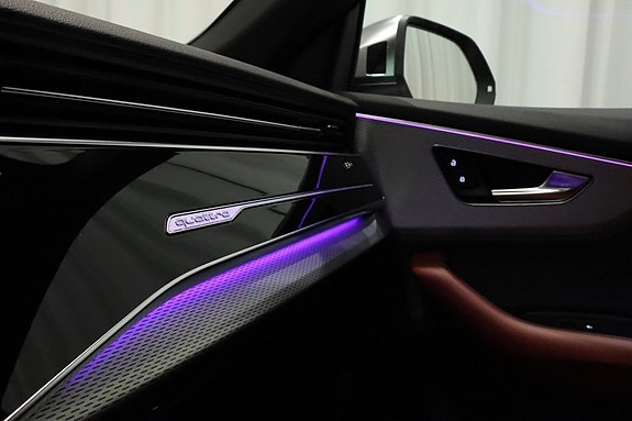 Audi SQ8 24 of 25