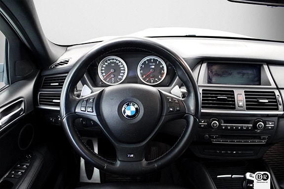 BMW X6 M 8 of 15