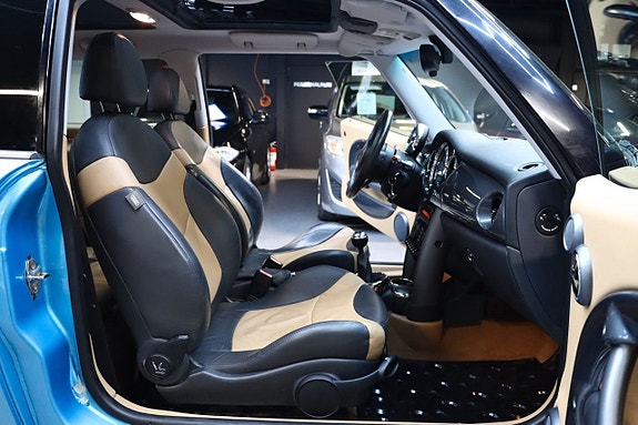 MINI Cooper 11 of 21