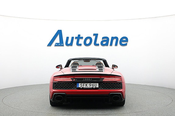 Audi R8 11 of 29