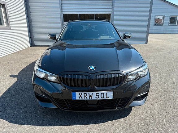 BMW 320 10 of 15
