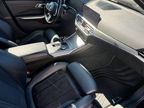 BMW 320 14 of 15