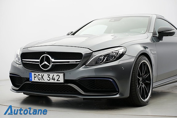 Mercedes-Benz C63 11 of 28