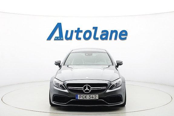 Mercedes-Benz C63 3 of 28