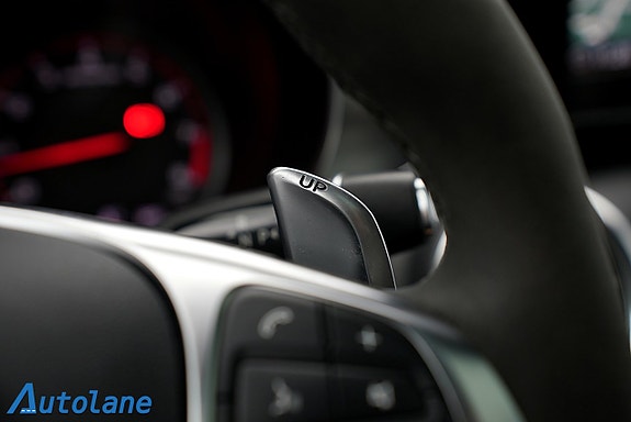 Mercedes-Benz C63 27 of 30
