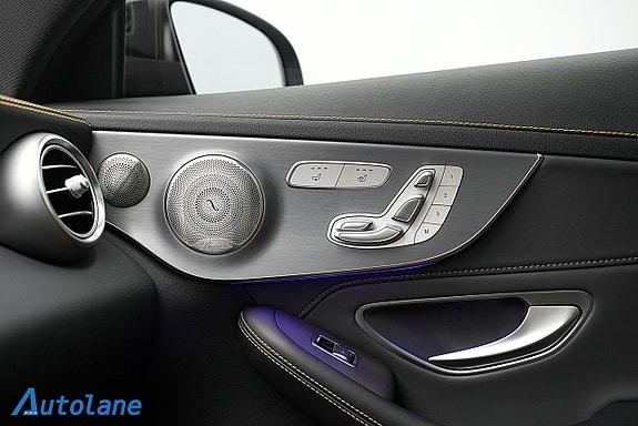 Mercedes-Benz C63 25 of 26