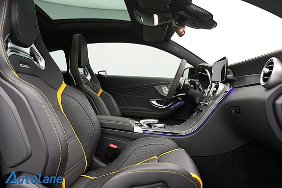 Mercedes-Benz C63 16 of 26