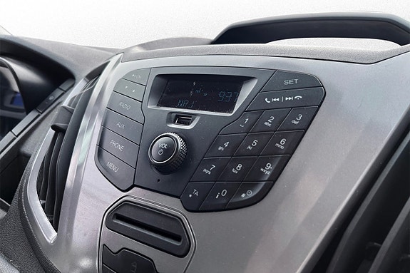 Ford Transit 12 of 13