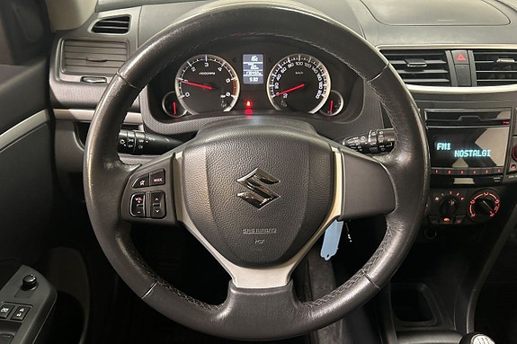 Suzuki Swift 13 of 22