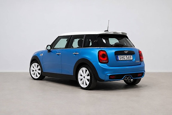 MINI Cooper S 5 of 27