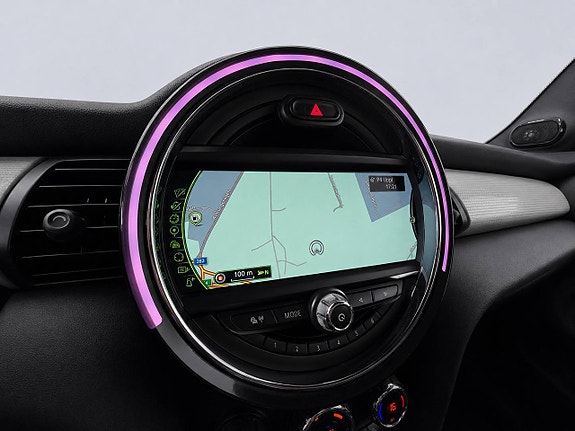 MINI Cooper S 22 of 27