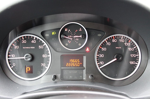 Peugeot Expert 15 of 17