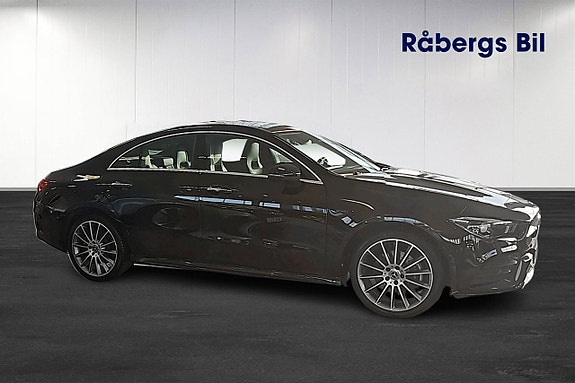 Mercedes-Benz CLA250 e 4 of 5