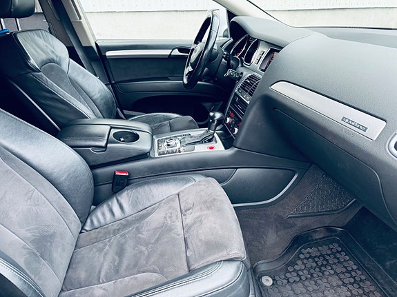 Audi Q7 10 of 19