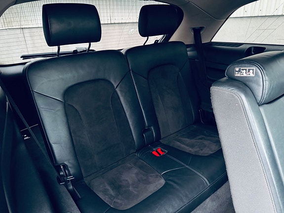 Audi Q7 16 of 19