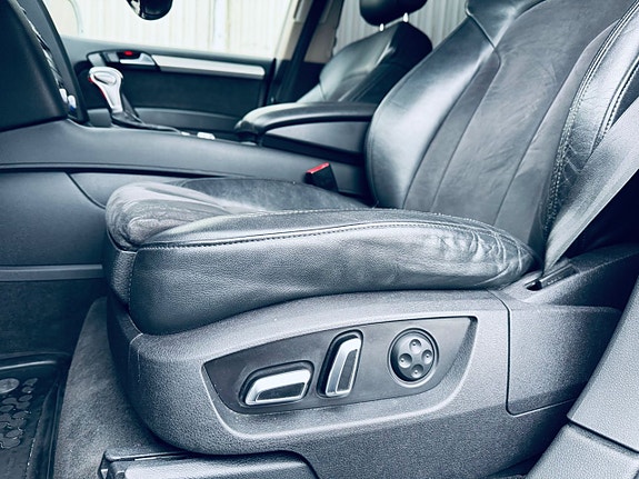 Audi Q7 8 of 19