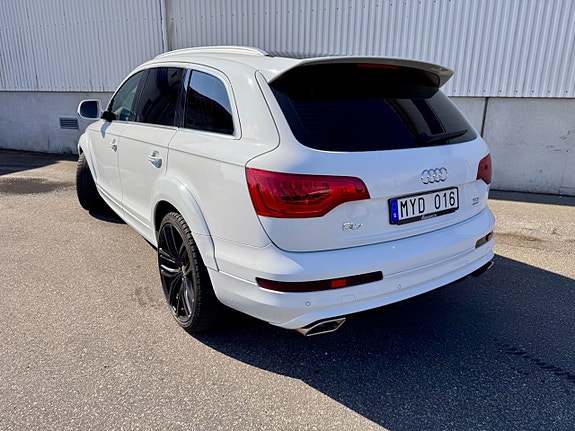Audi Q7 19 of 19