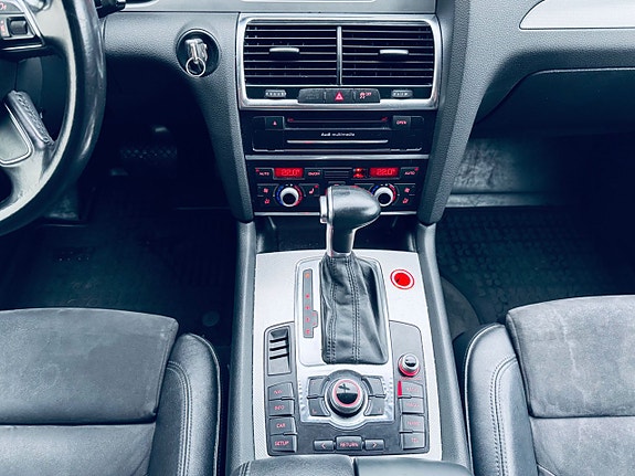 Audi Q7 6 of 19