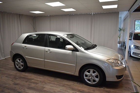 Toyota Corolla 7 of 19