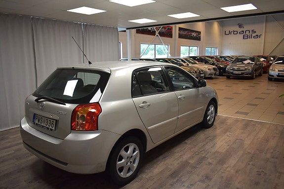 Toyota Corolla 6 of 19