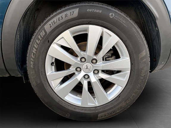 Peugeot 3008 15 of 16